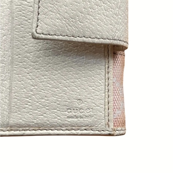 LOW START Vintage Gucci Beige and Pink Monogram Wallet - Picture 7 of 9